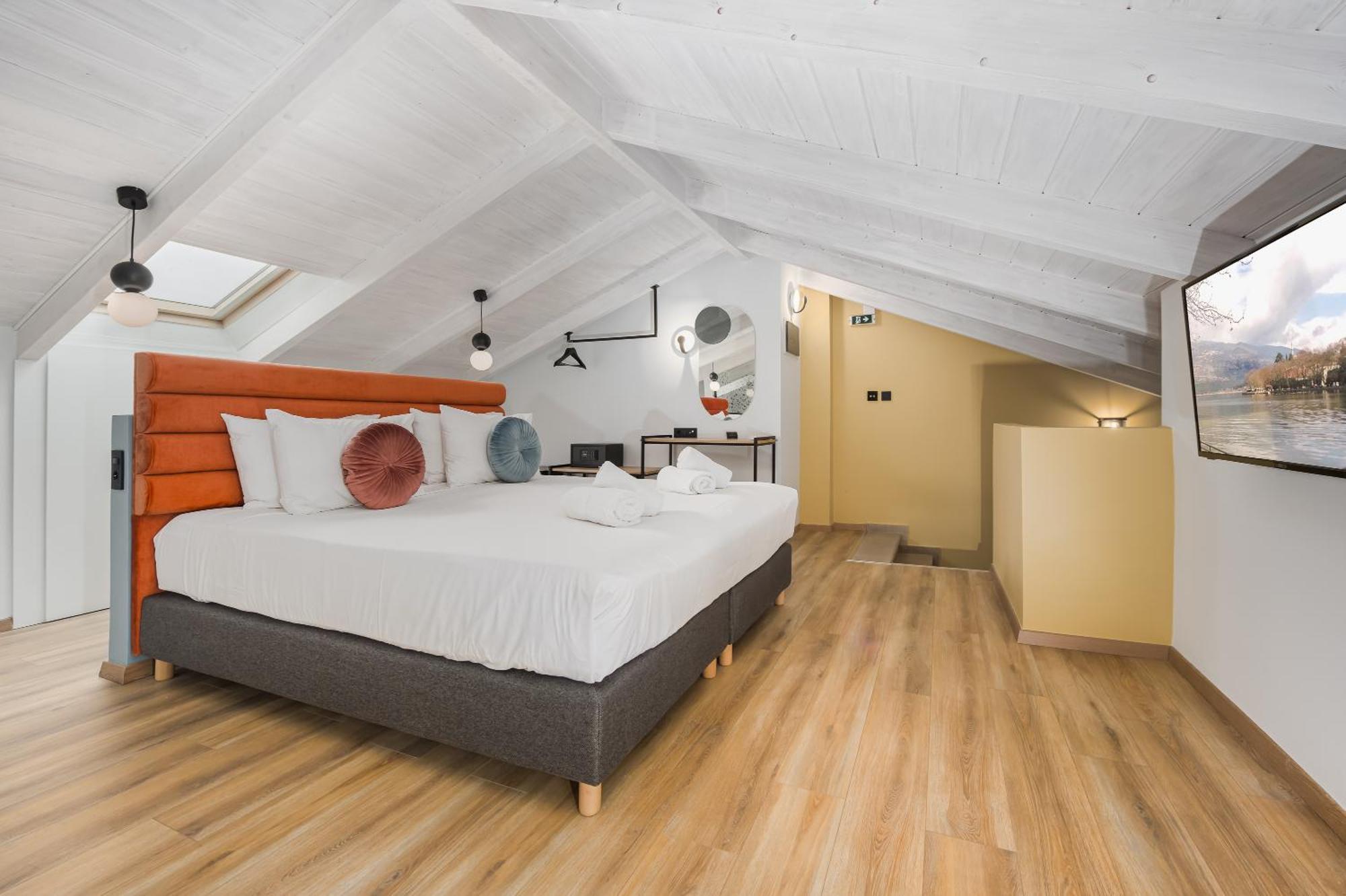 Centro Hotel Janina Zewnętrze zdjęcie